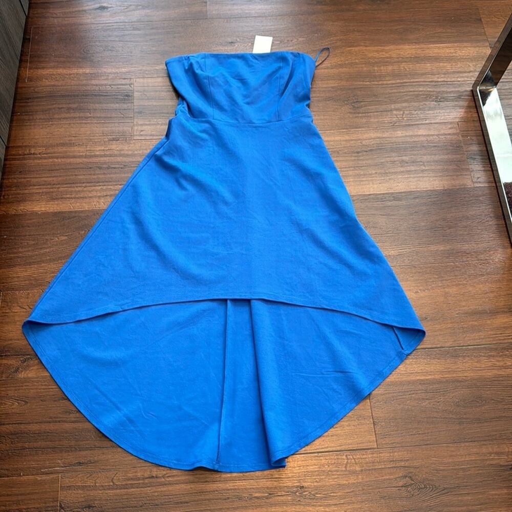 Nordstrom NWT Strapless low/ high Dress in a Rayon/Nylon/Spandex blend.